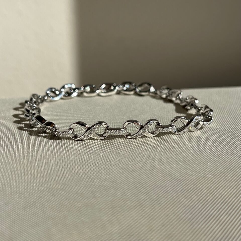 Pırlanta işçiliği sonsuzluk figür xuping bileklik