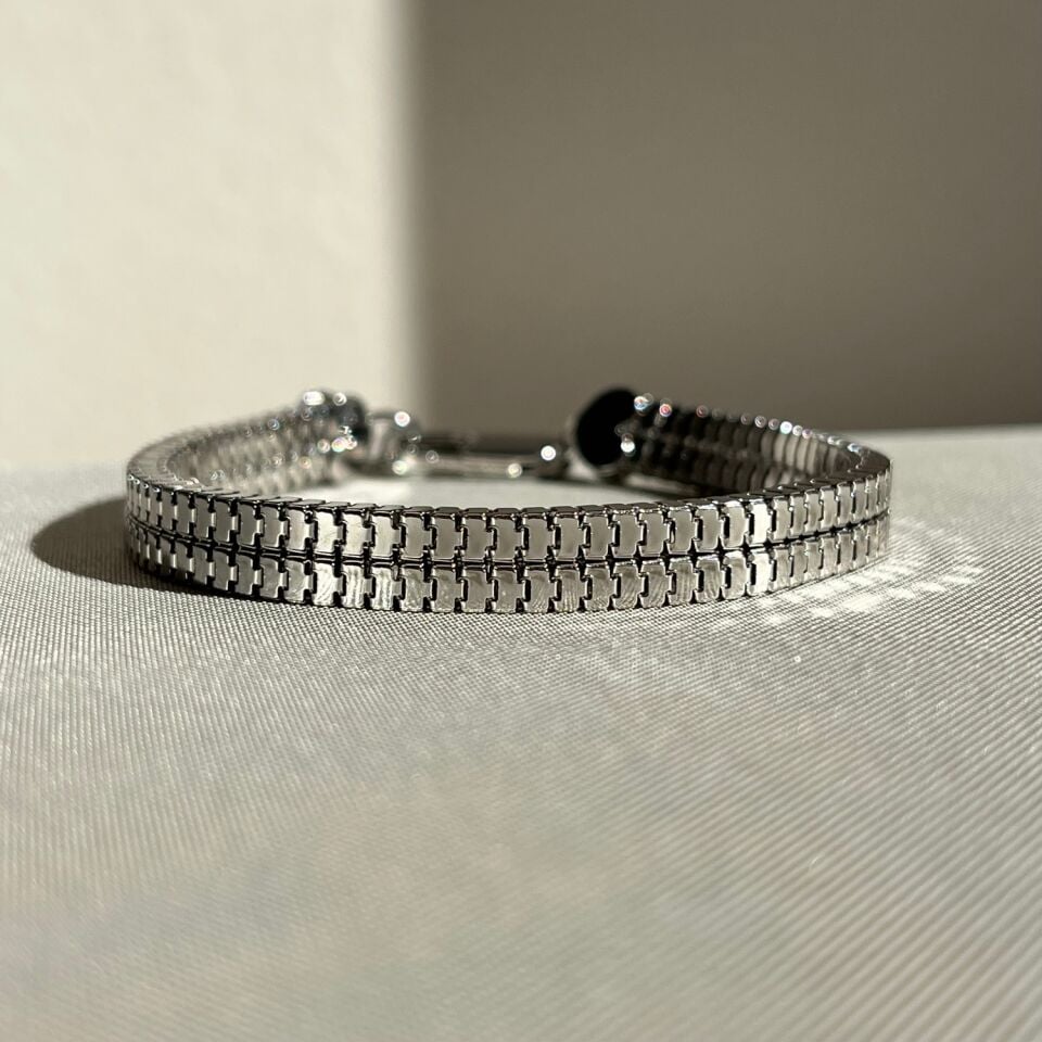 Altın işçiliği xuping bileklik