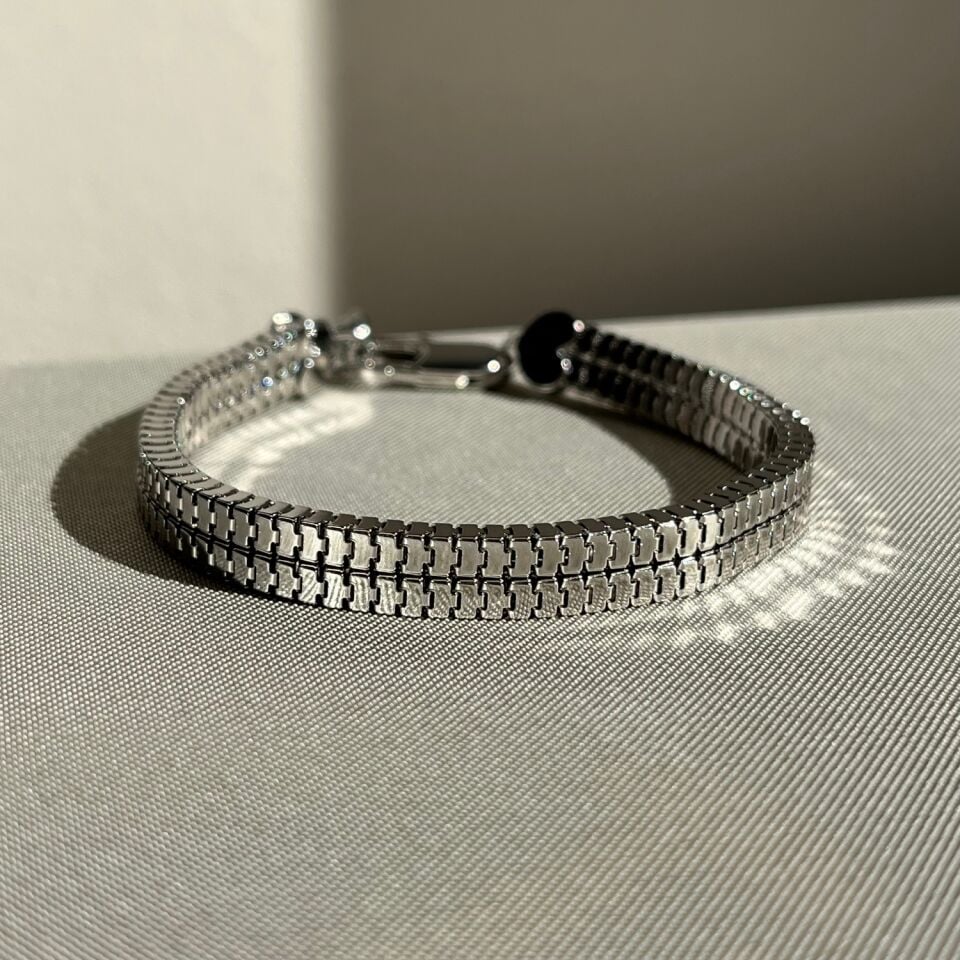 Altın işçiliği xuping bileklik