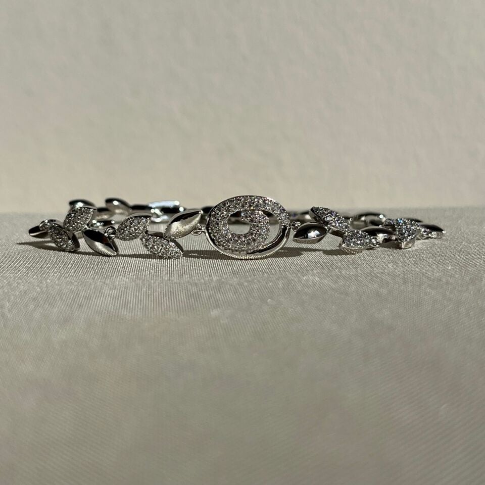 Pırlanta işçiliği yaprak desen xuping bileklik