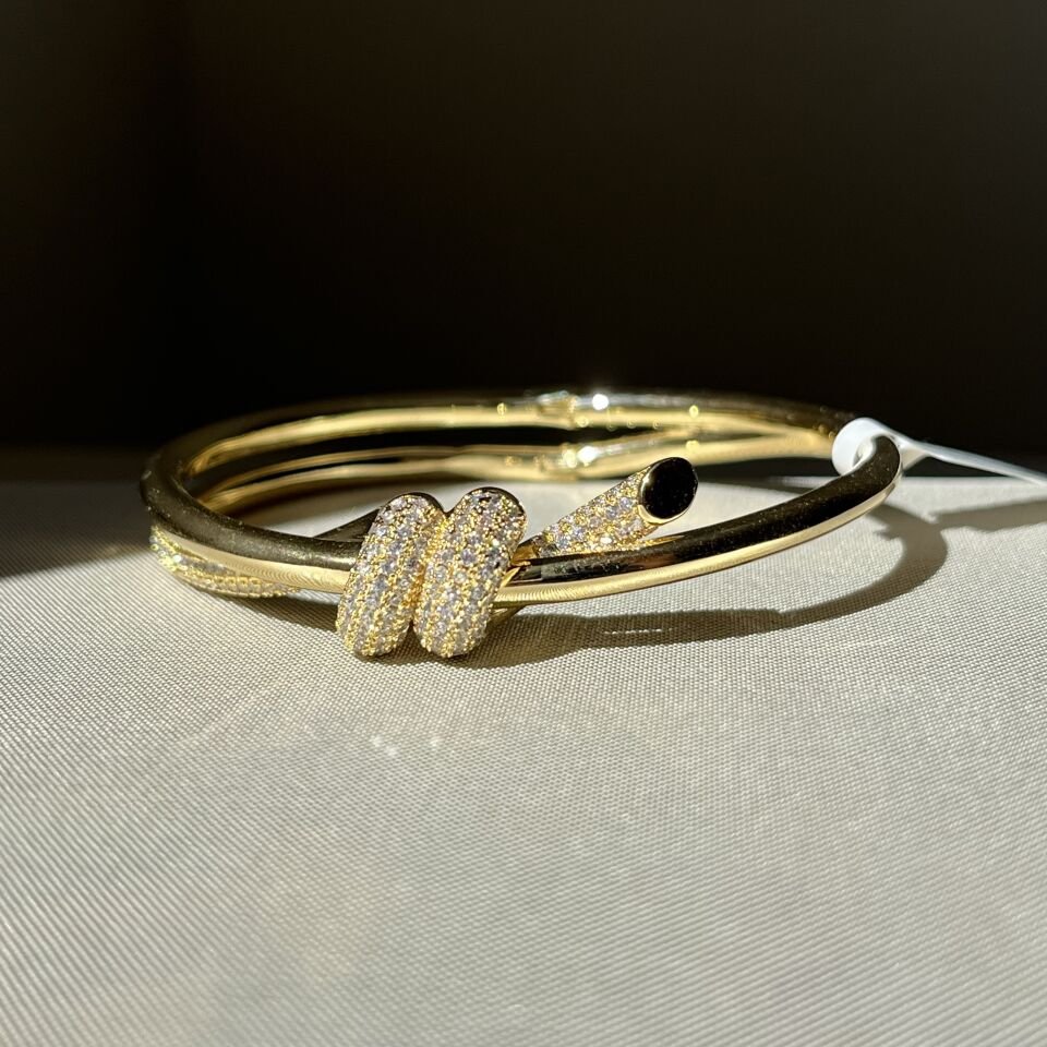 Pırlanta işçiliği vıp kelepçe