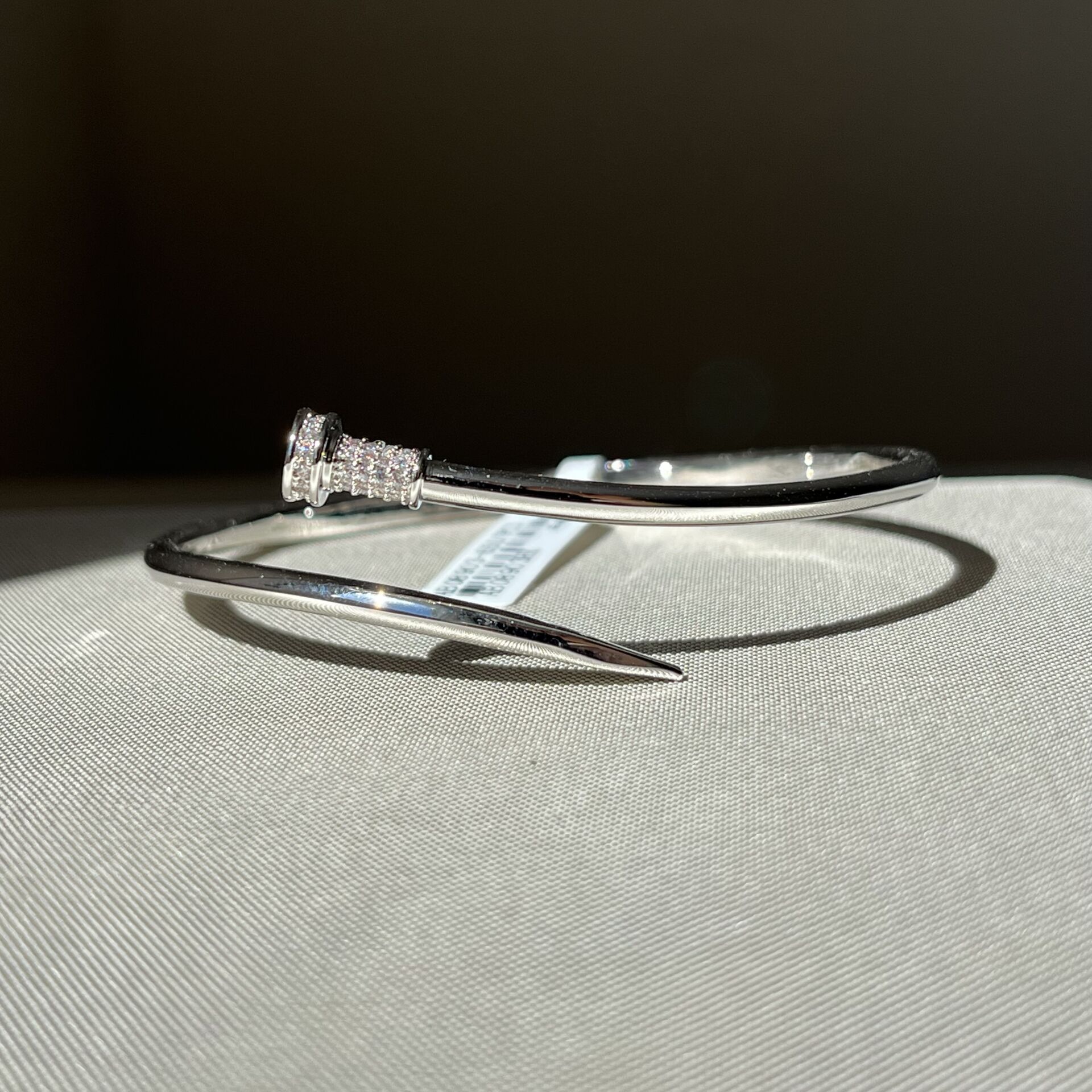 Pırlanta işçiliği vıp kelepçe