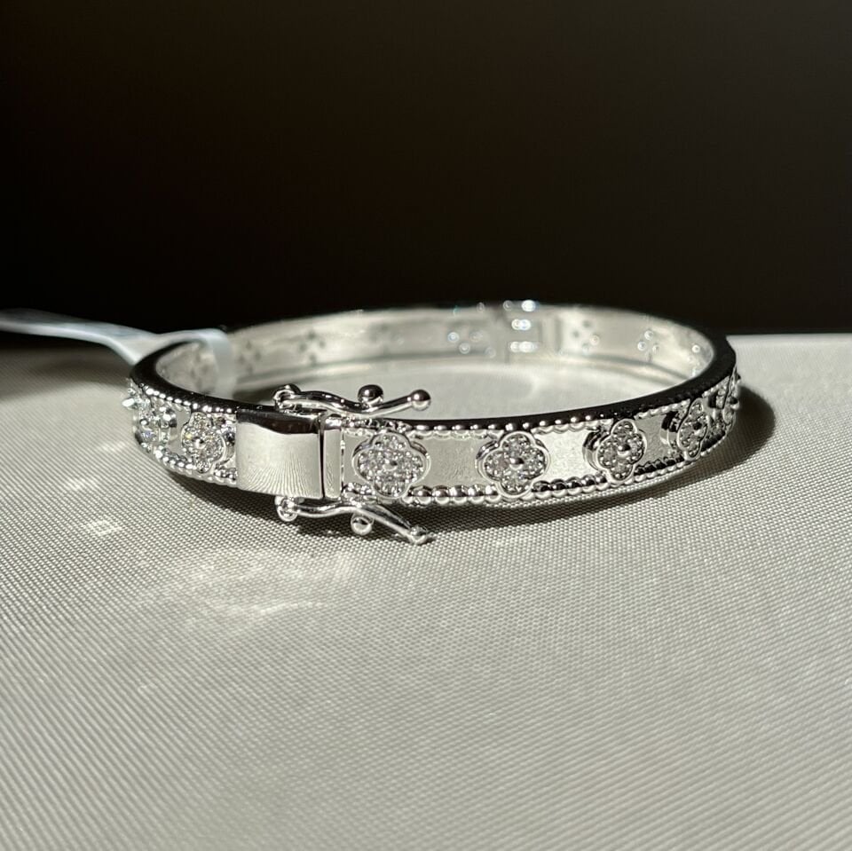 Pırlanta montür vıp kelepçe