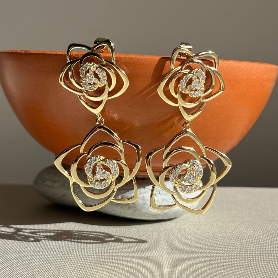 Pırlanta işçiliği büyük sallantılı xuping küpe