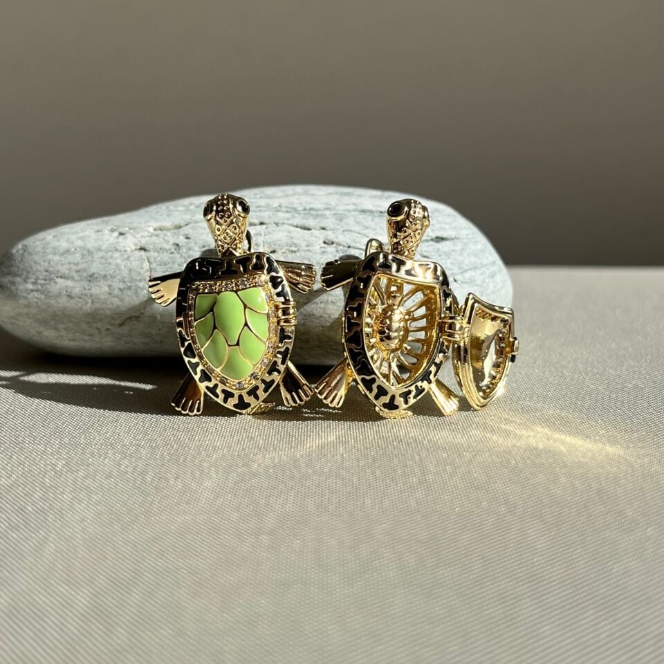 Pırlanta işçiliği mineli yavrulayan caretta xuping küpe