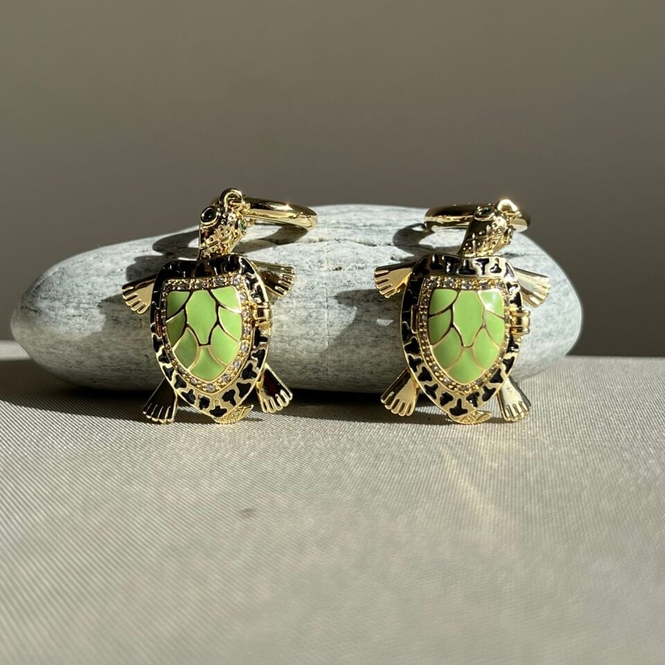 Pırlanta işçiliği sallanan mineli yavrulayan kaplumbağa xuping küpe