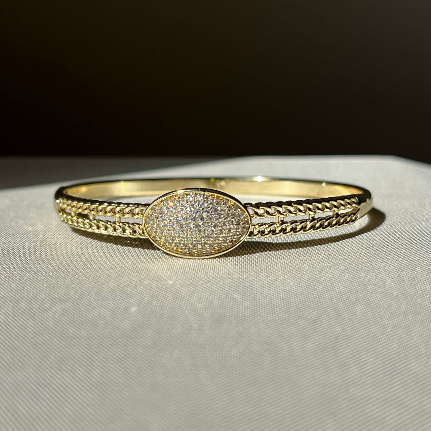 Pırlanta işçiliği xuping kelepçe