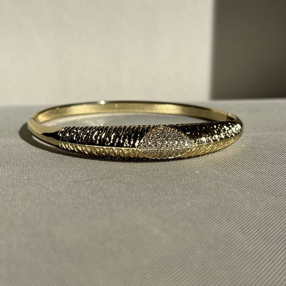 Pırlanta işçiliği xuping kelepçe