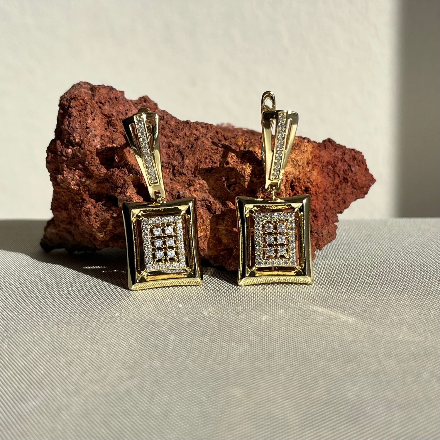 Pırlanta işçiliği xuping küpe