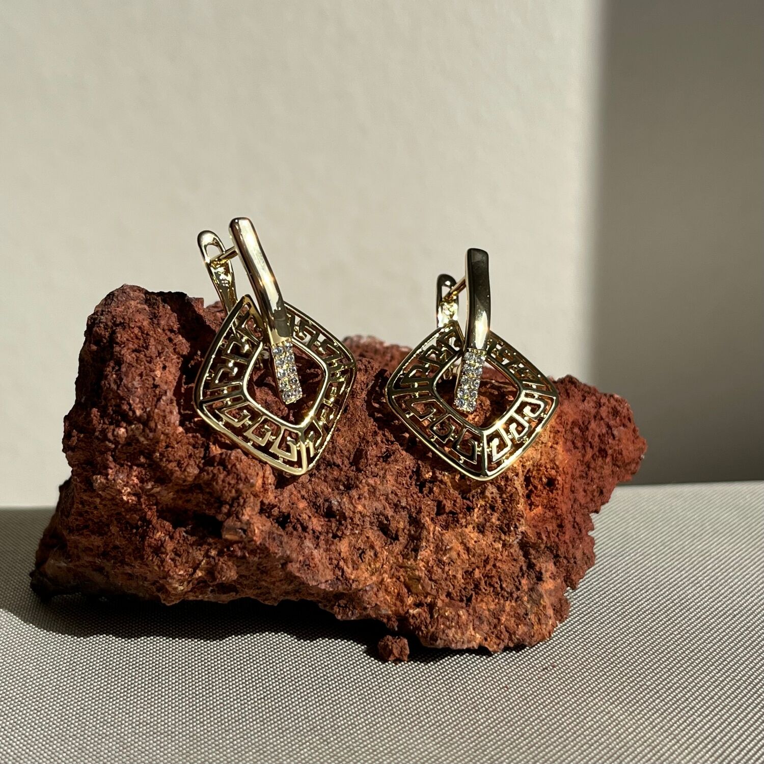 Pırlanta işçiliği sallantılı xuping küpe