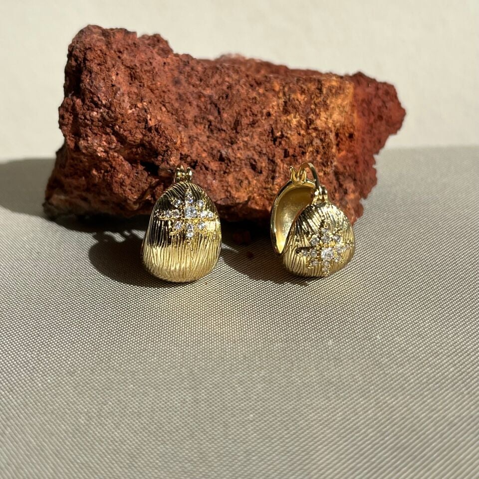 Pırlanta işçiliği içi boş top xuping küpe