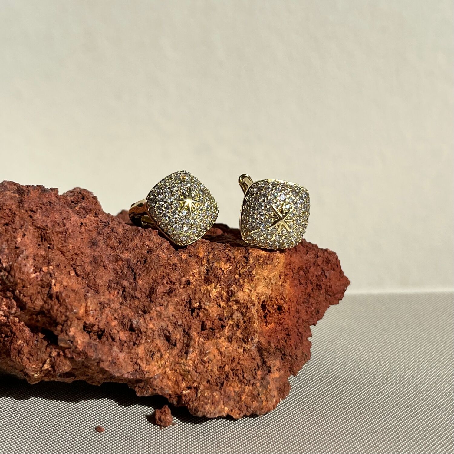 Pırlanta işçiliği xuping küpe