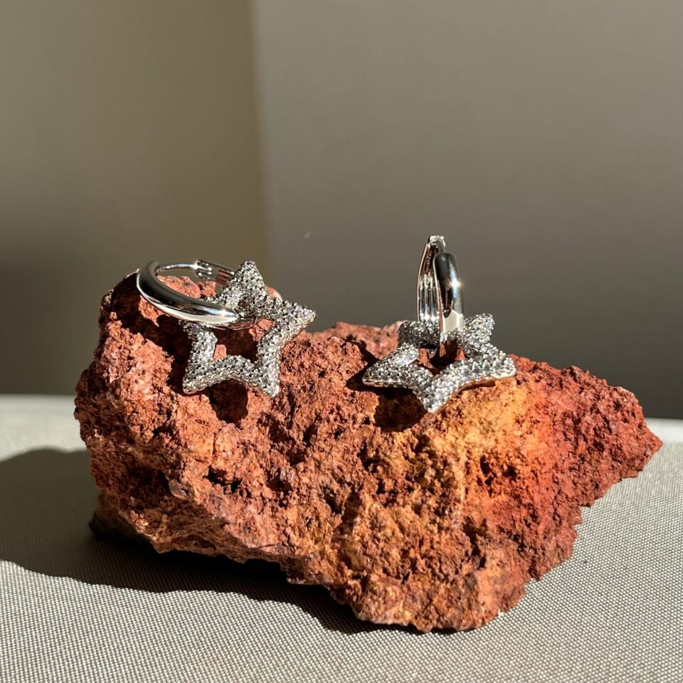 Pırlanta işçiliği sallantılı yıldız xuping küpe