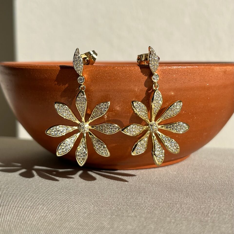 Pırlanta işçiliği sallantılı çiçek xuping küpe